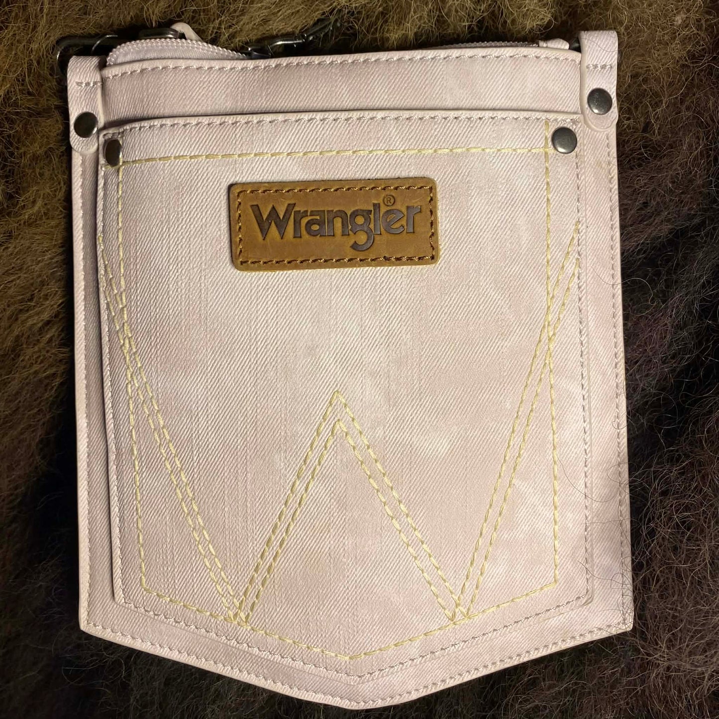 Wrangler Pocket Crossbody Bag