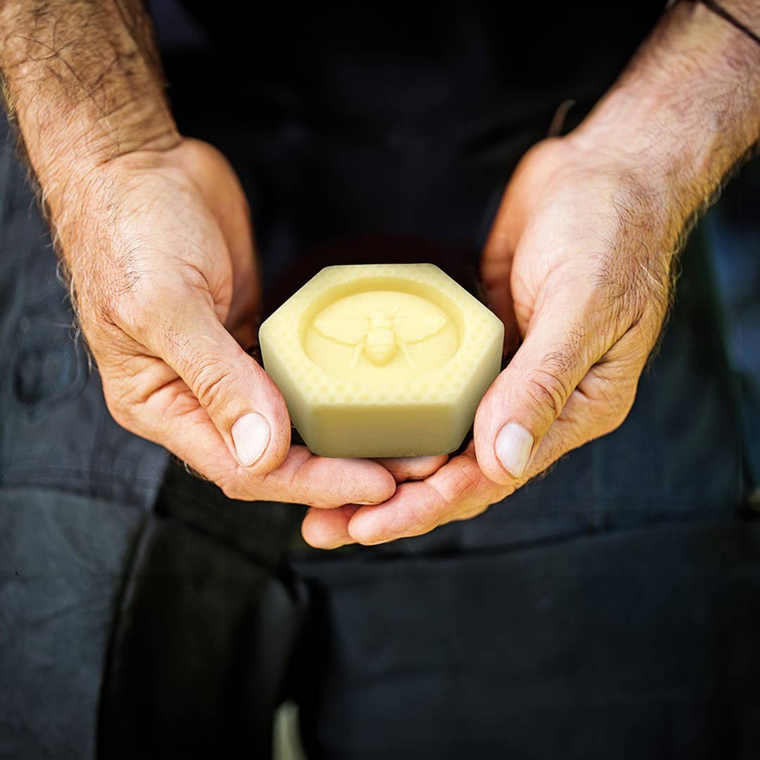 Bee Manly Hands Lotion Bar: Naked